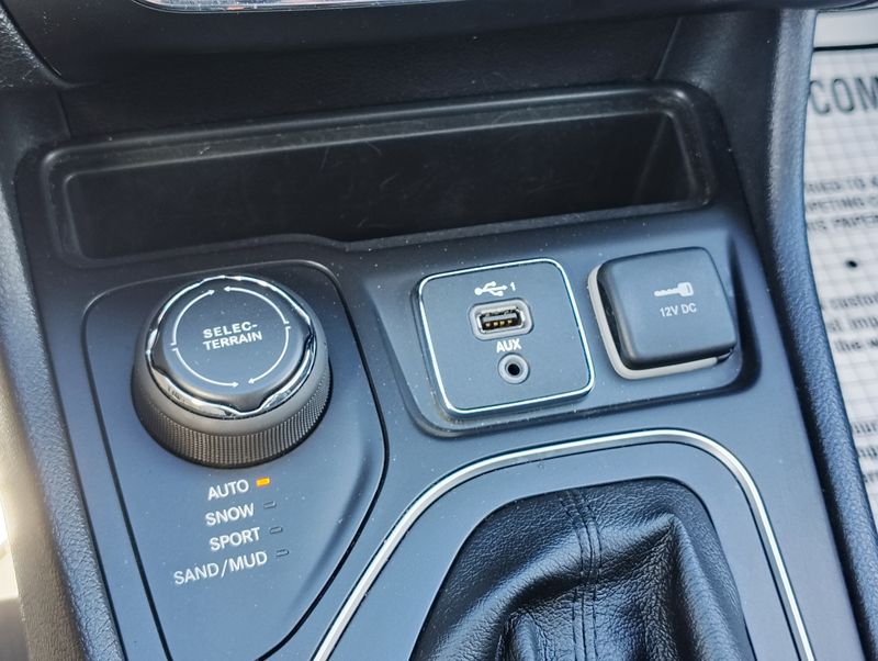 Used 2019 Jeep Cherokee SUV