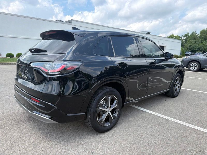 Used 2025 Honda HR-V SUV