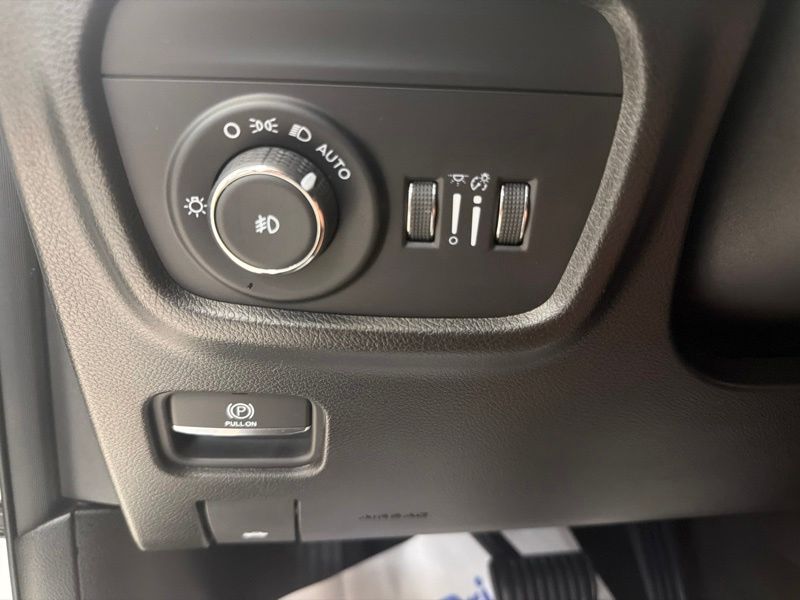 Used 2023 Jeep Grand Cherokee SUV