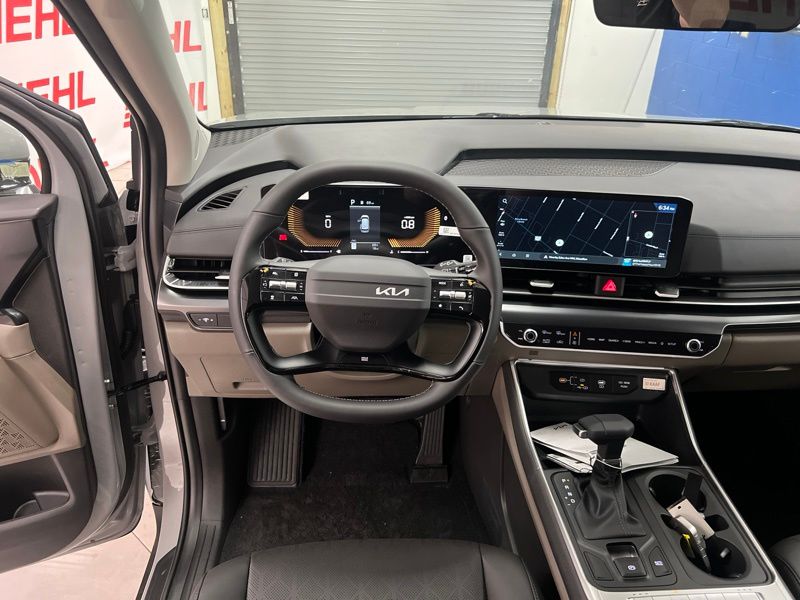 New 2027 Kia Carnival MPV Van