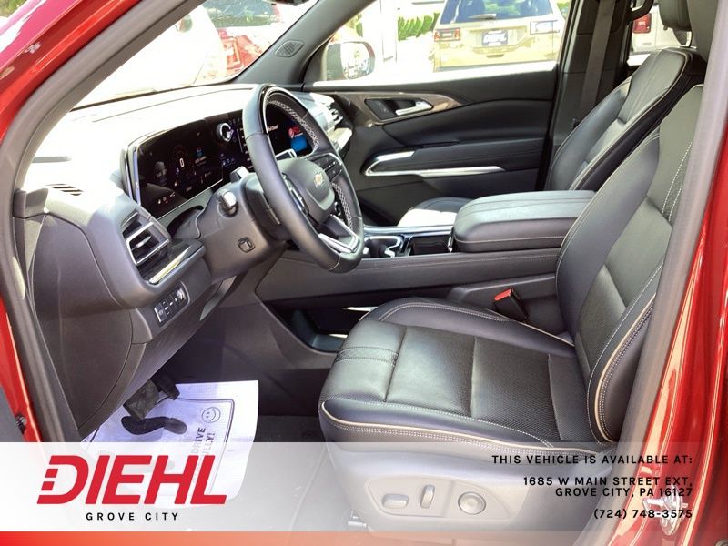 Used 2024 Chevrolet Traverse SUV