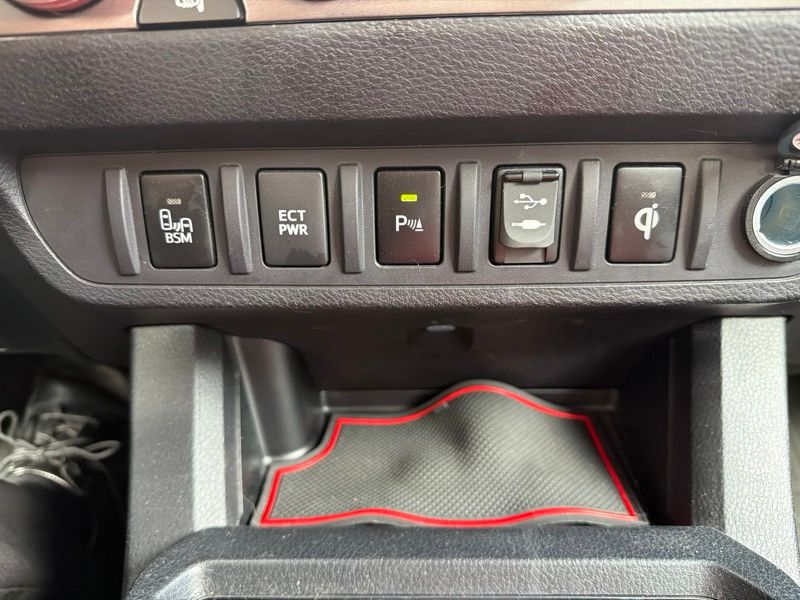 Used 2017 Toyota Tacoma Truck