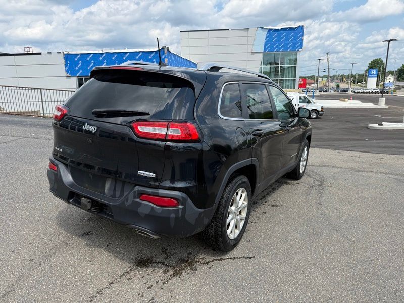 Used 2017 Jeep Cherokee SUV
