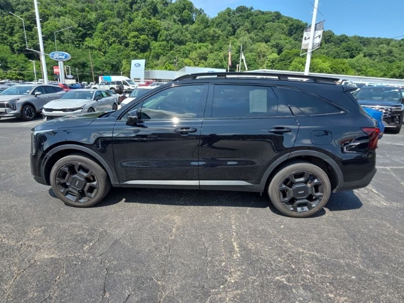 Used 2024 Kia Sorento SUV
