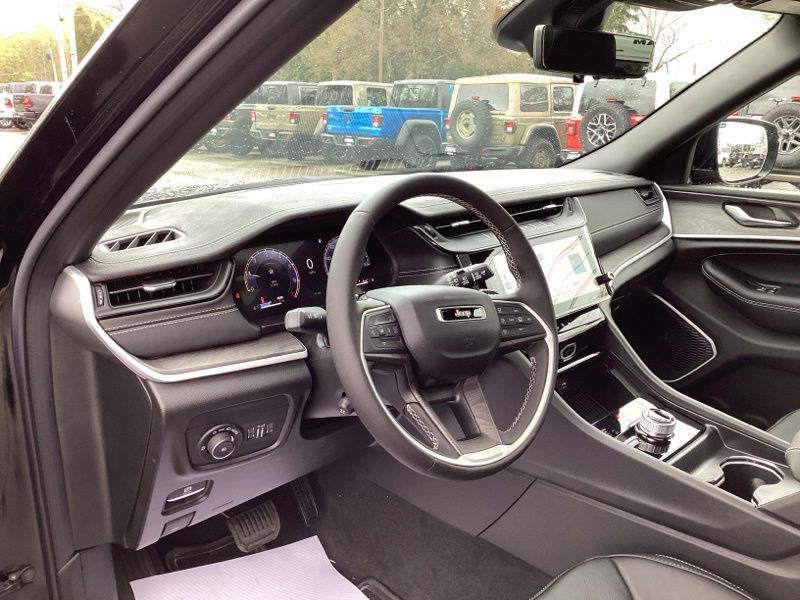 New 2026 Jeep Grand Cherokee SUV