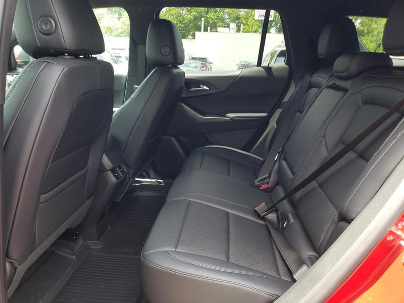 2026 Chevrolet Equinox LT - Photo 7