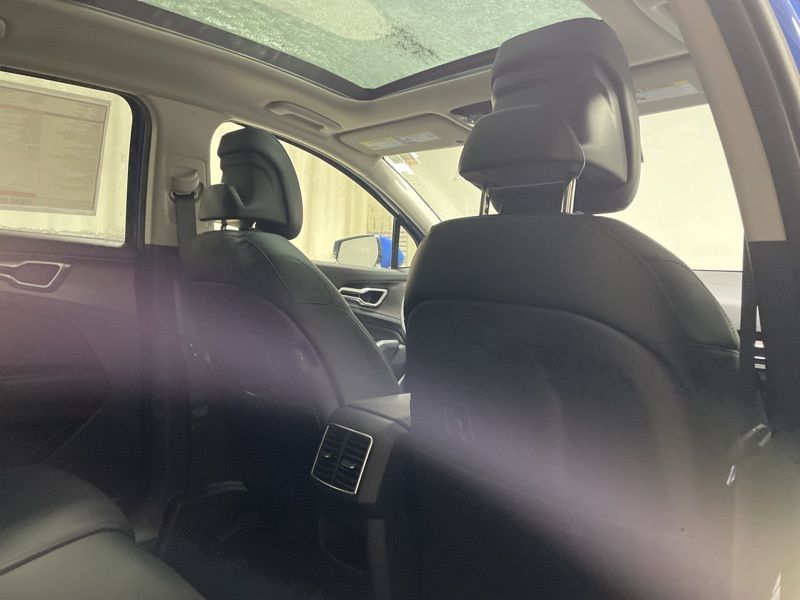 2026 Kia Sportage EX - Photo 12