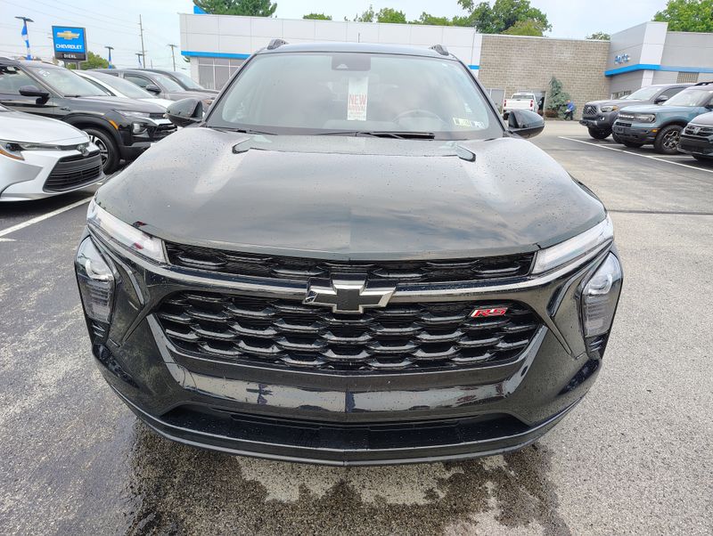 Used 2024 Chevrolet Trax SUV