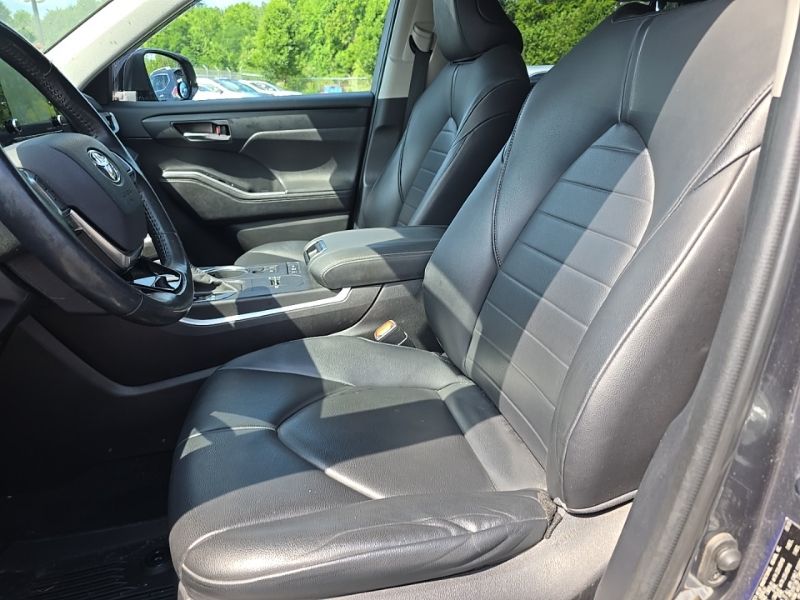 Used 2020 Toyota Highlander Hybrid SUV