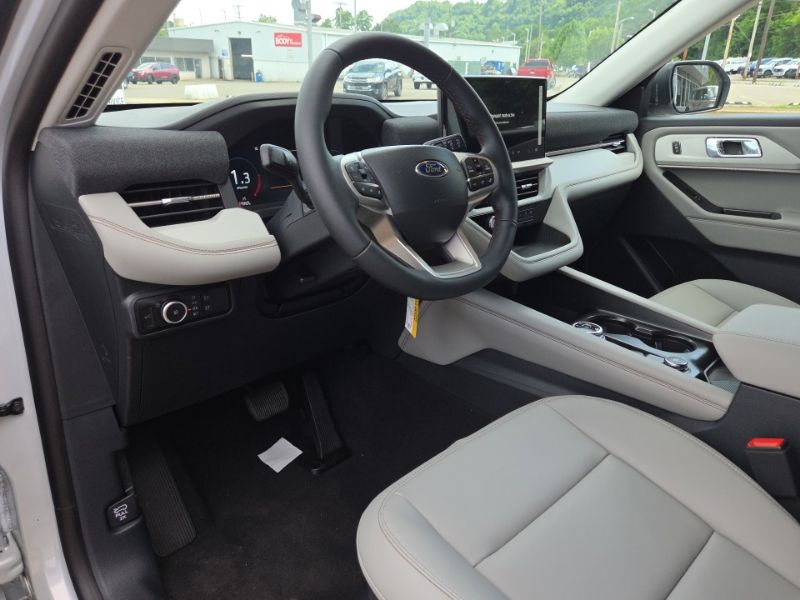 New 2026 Ford Explorer SUV