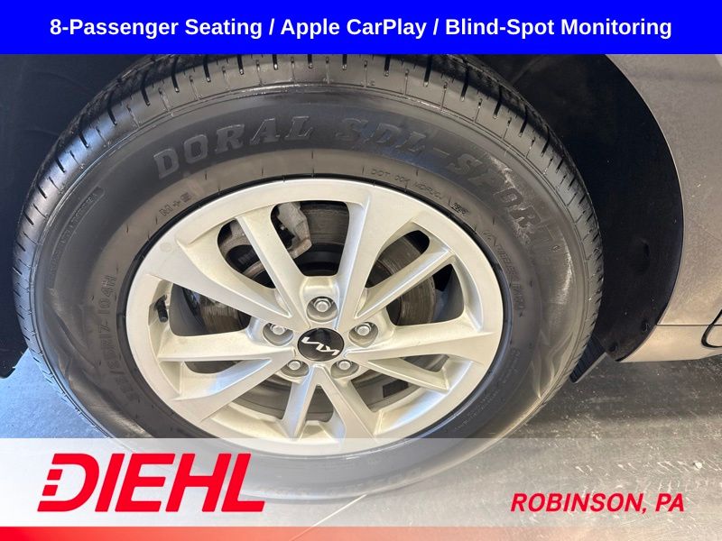 Used 2024 Kia Carnival Van
