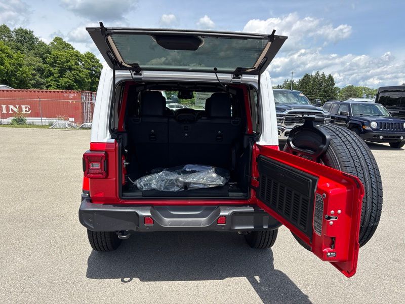 New 2026 Jeep Wrangler SUV