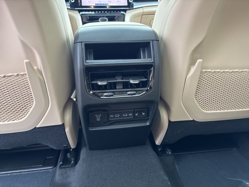 New 2026 Jeep Grand Cherokee SUV