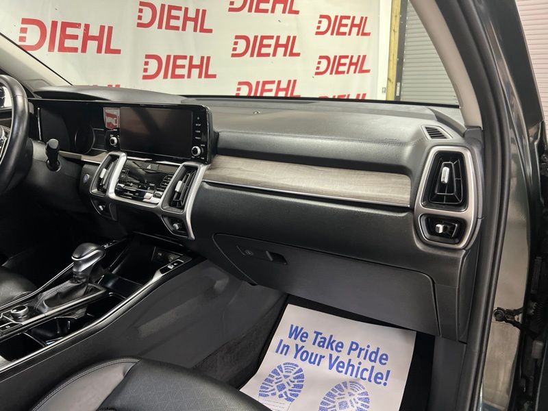 Used 2023 Kia Sorento SUV
