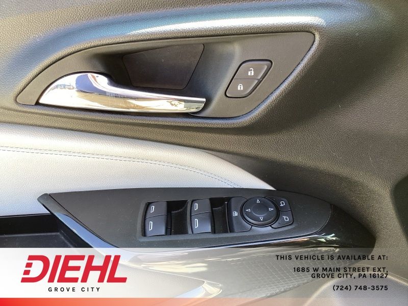 Used 2024 Chevrolet Trax SUV