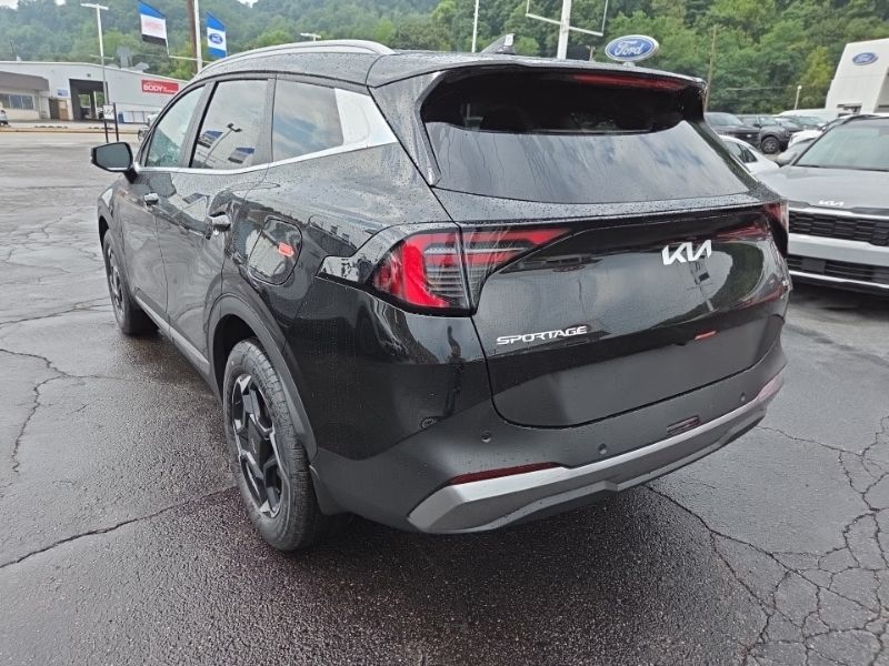 New 2027 Kia Sportage Hybrid SUV