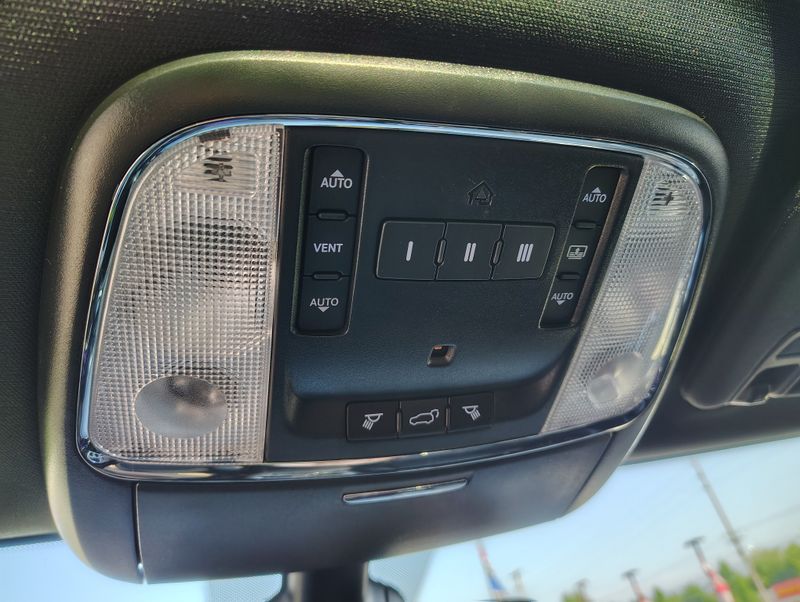 Used 2019 Jeep Grand Cherokee SUV