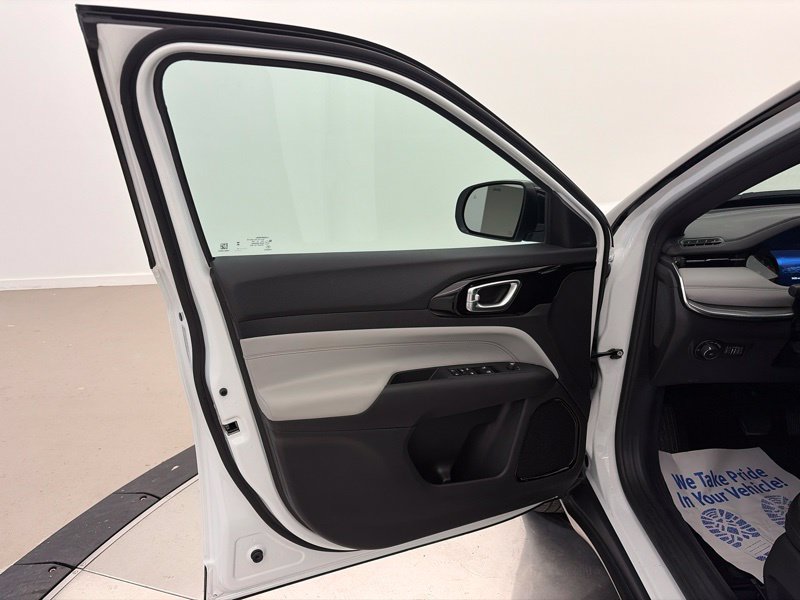 Used 2024 Jeep Compass SUV