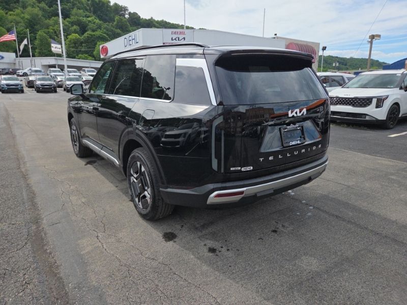 New 2027 Kia Telluride Hybrid SUV