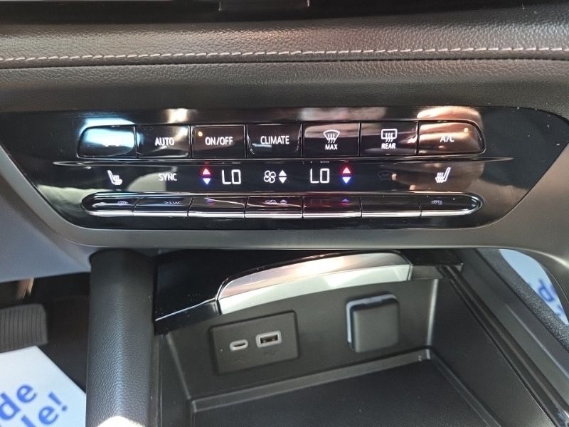 Used 2023 Buick Envision SUV