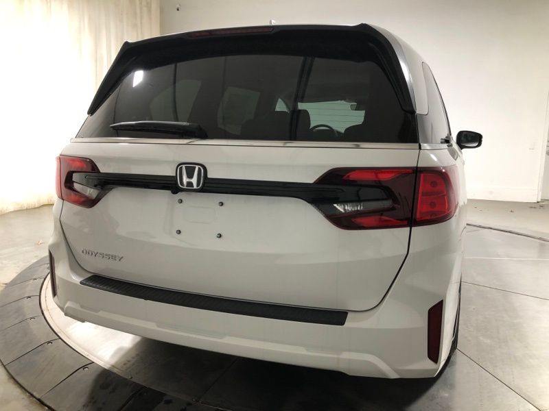 2026 Honda Odyssey EX-L - Photo 7