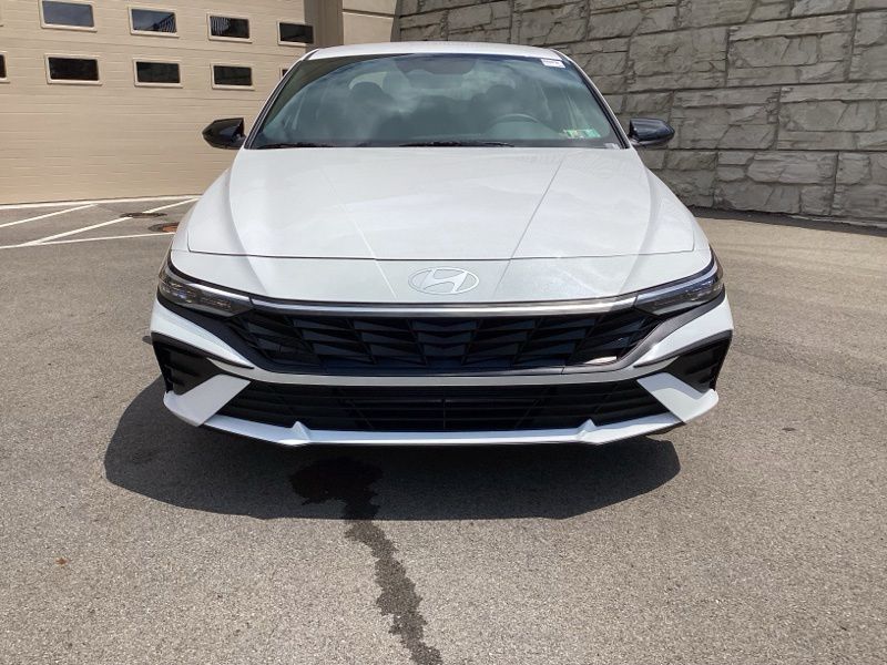 New 2026 Hyundai Elantra Sedan