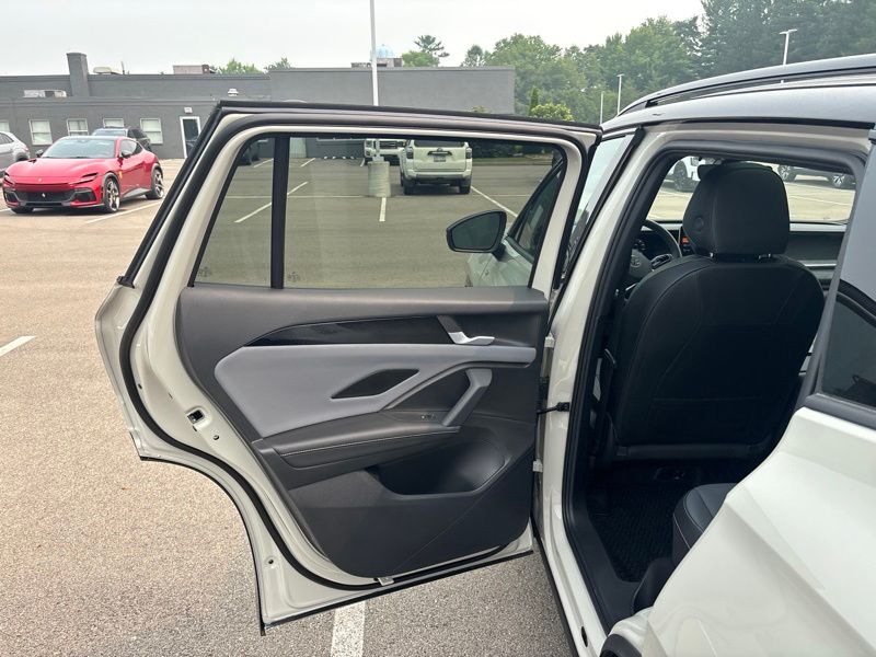 New 2026 Volkswagen Tiguan SUV