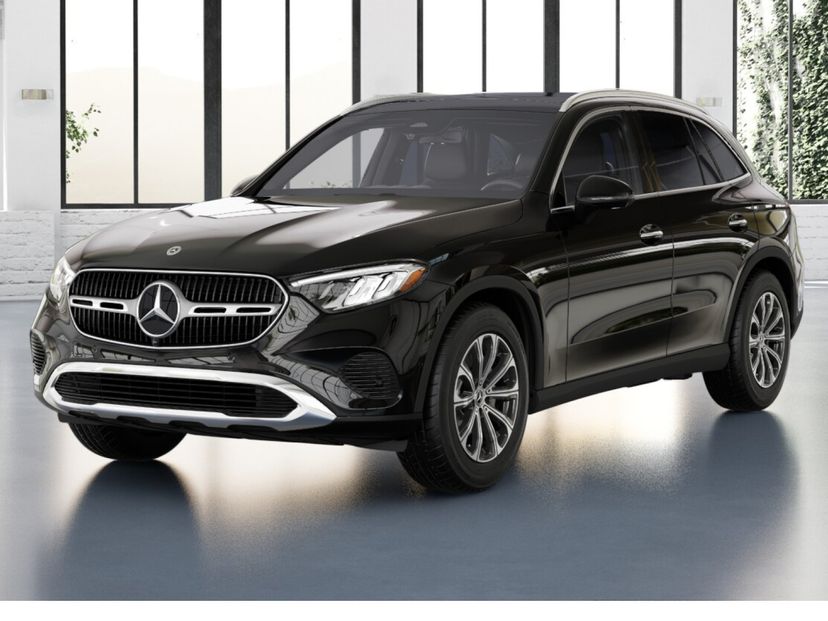 2026 Mercedes-Benz GLC 300 — photo 1 of 42