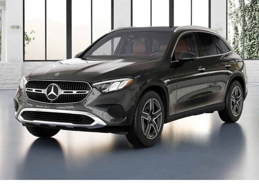 2027 Mercedes-Benz GLC 300 — photo 1 of 42