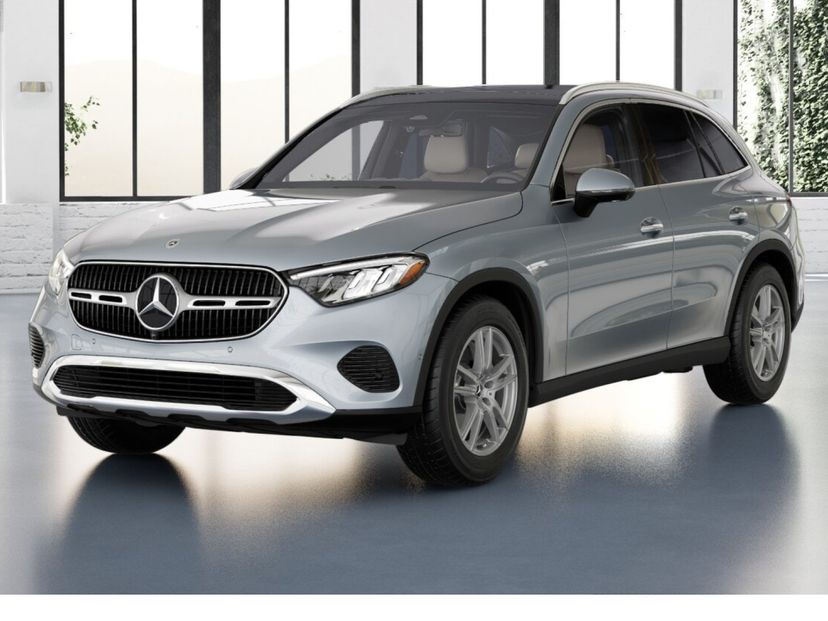 2026 Mercedes-Benz GLC 300 — photo 1 of 42