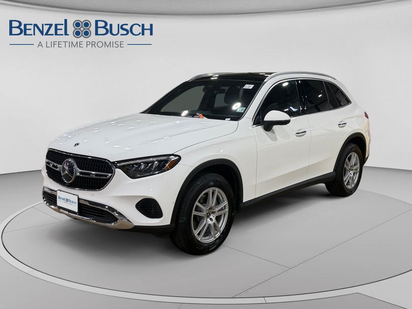 2023 Mercedes-Benz GLC 300 in Polar White