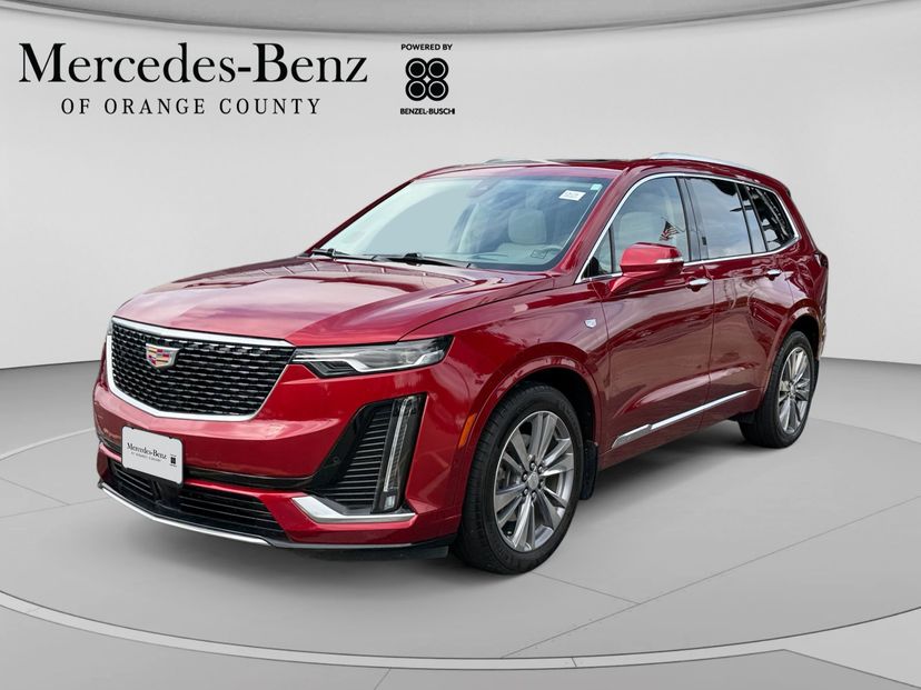2024 Cadillac XT6 Premium Luxury in Radiant Red