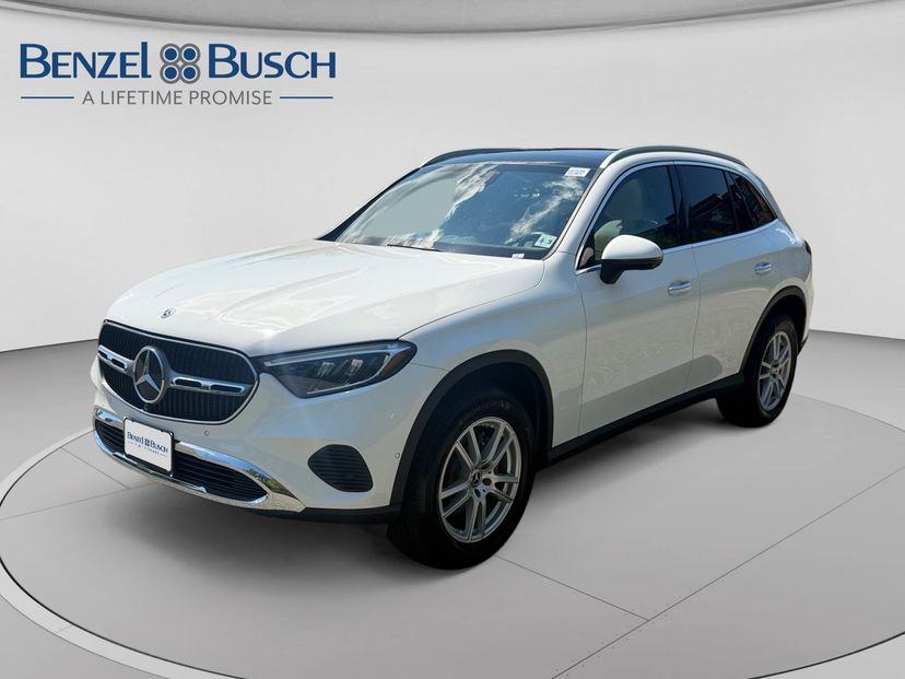 2023 Mercedes-Benz GLC 300 in Polar White