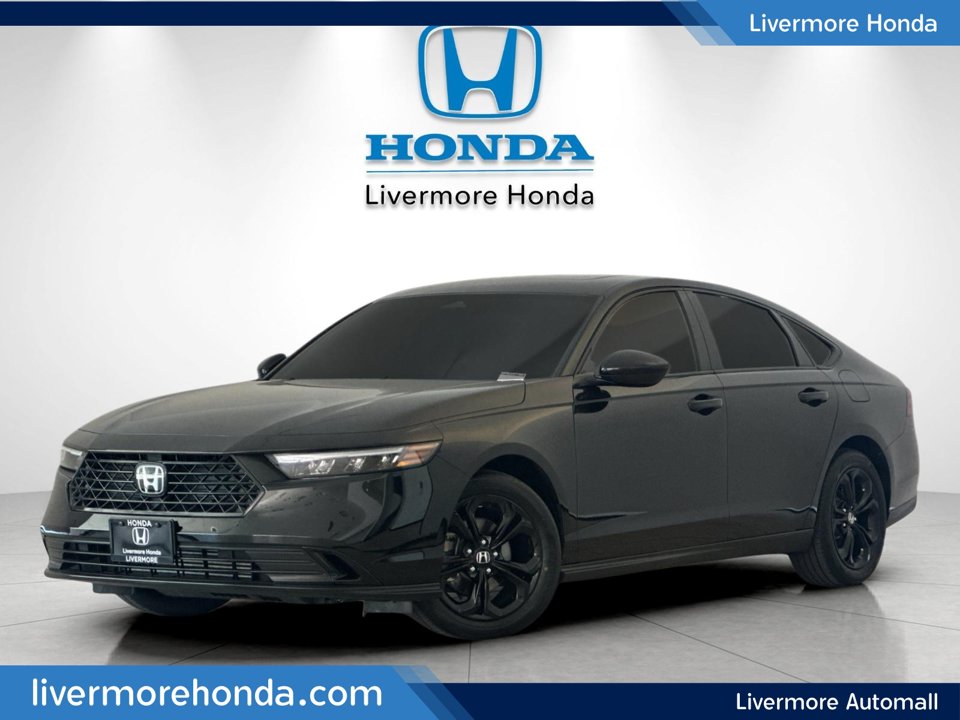 2025 Honda Accord SE in Crystal Black Pearl