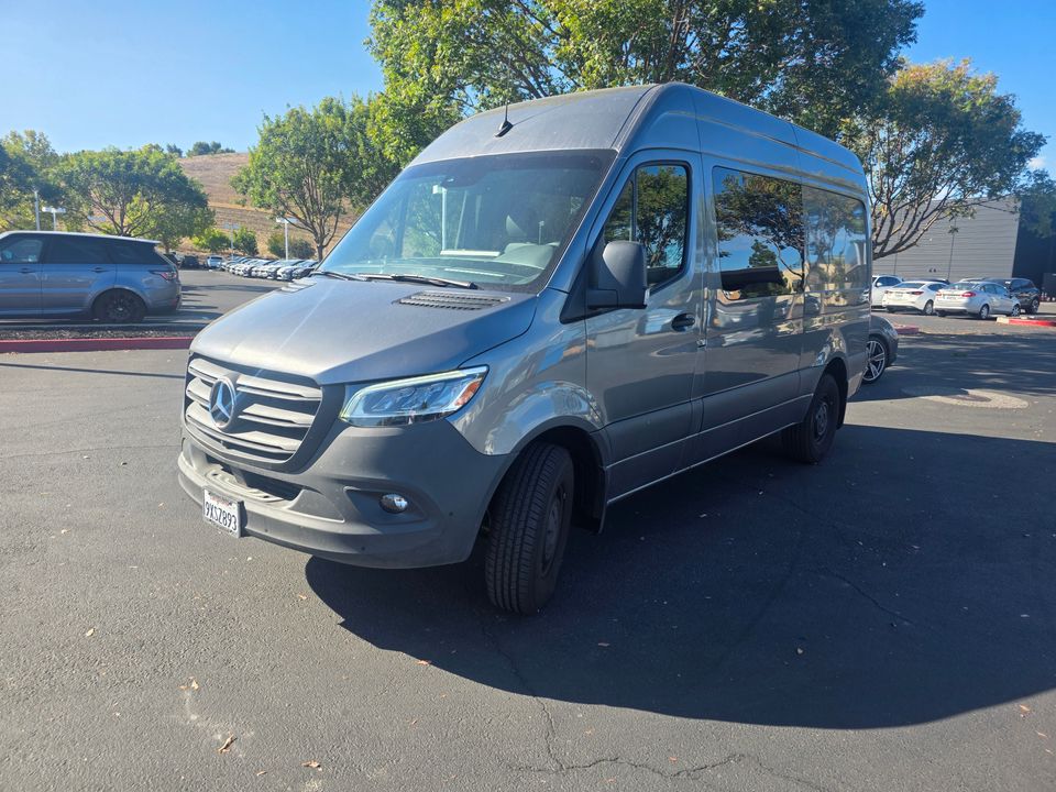 2023 Mercedes-Benz Sprinter 2500 Crew 144 WB in Selenite Gray Metallic