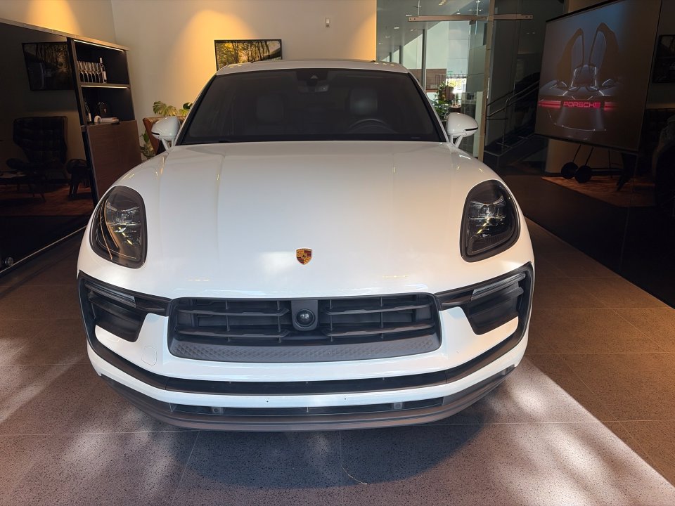 2023 Porsche Macan T in White