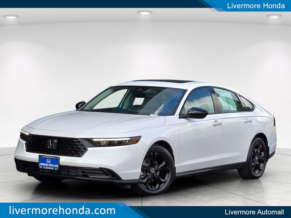2025 Honda Accord SE in Platinum White Pearl
