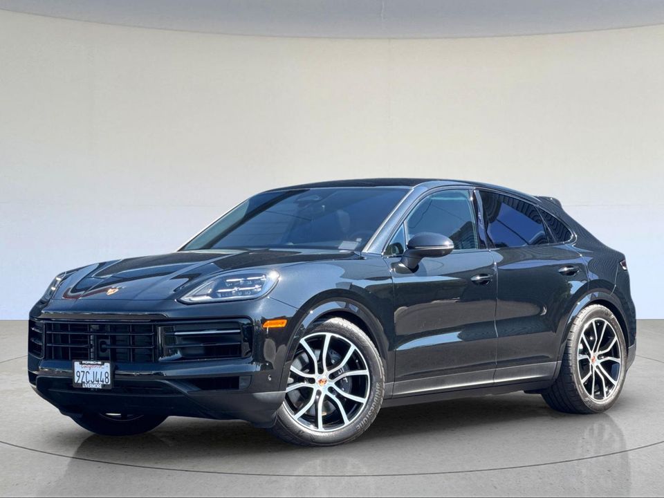 2026 Porsche Cayenne Coupe Base in Chromite Black Metallic