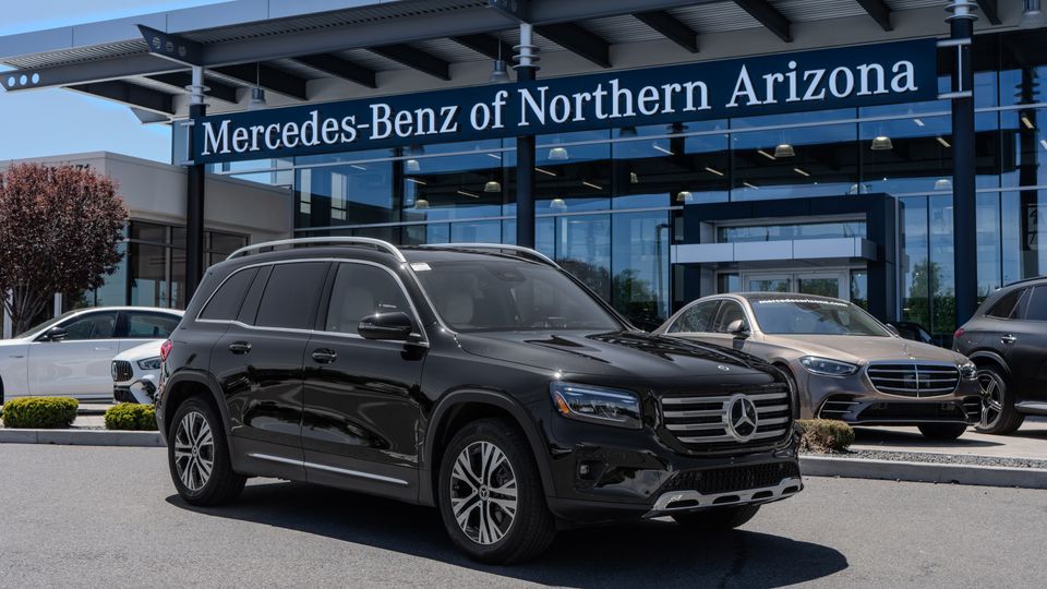 2026 Mercedes-Benz GLB GLB 250 in Night Black