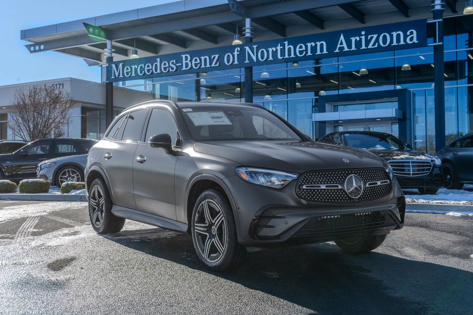 2026 Mercedes-Benz GLC GLC 300 in MANUFAKTUR Graphite Gray Magno