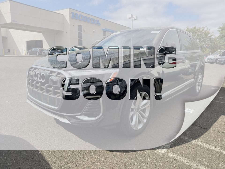 2025 Audi Q7 55 Premium Plus in Black Metallic