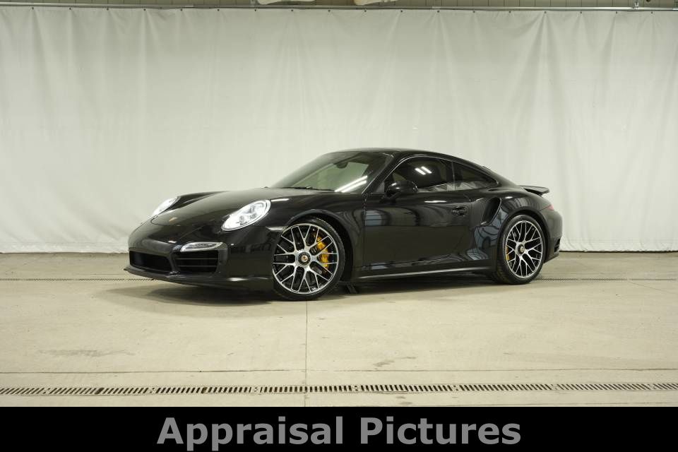 2014 Porsche 911 Turbo S Coupe AWD