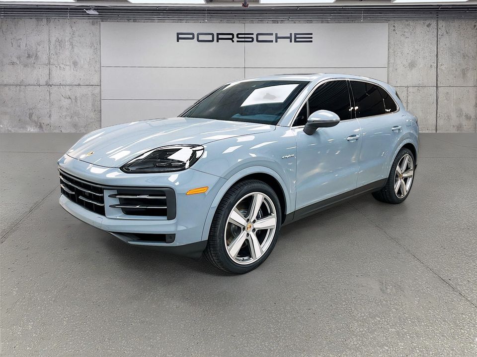 Gray (Arctic Grey) 2024 Porsche Cayenne SUV / Crossover All-Wheel Drive 8-Speed Automatic
