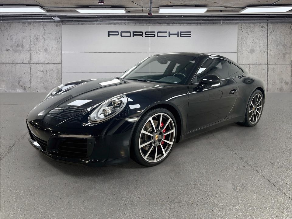 2017 Porsche 911 Carrera S Coupe RWD