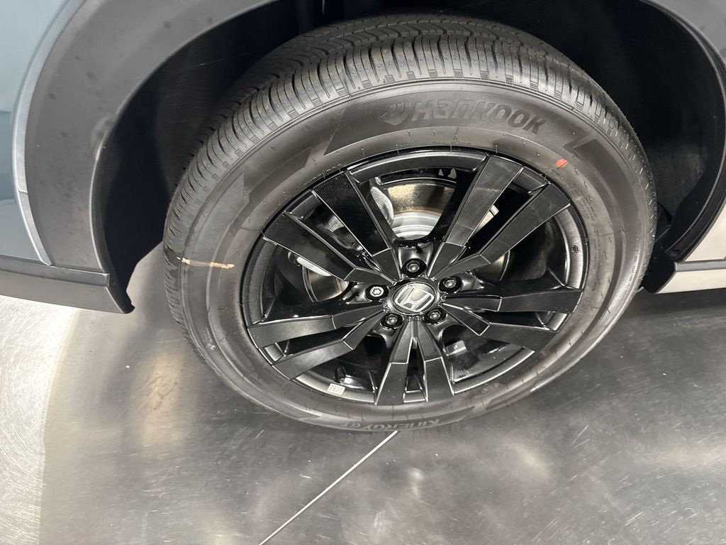 new 2026 Honda HR-V car, priced at $31,405