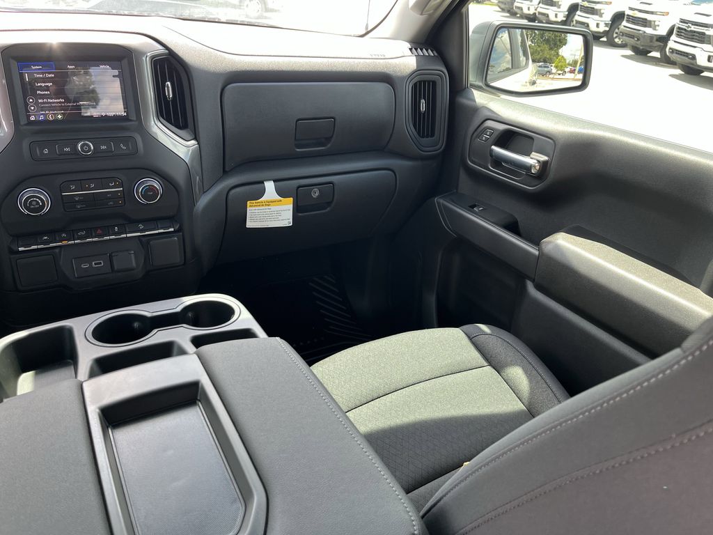 new 2025 Chevrolet Silverado 1500 car, priced at $41,261