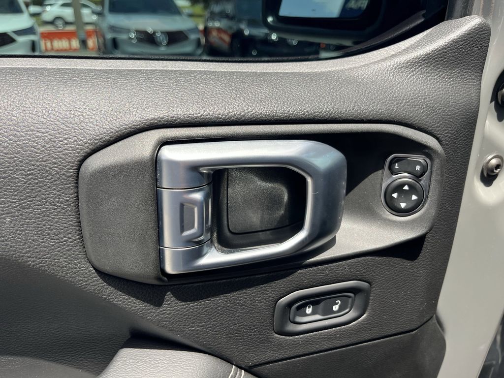 used 2021 Jeep Wrangler car, priced at $35,891
