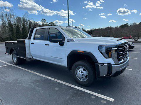 new 2024 GMC Sierra 3500HD car, priced at $52,493