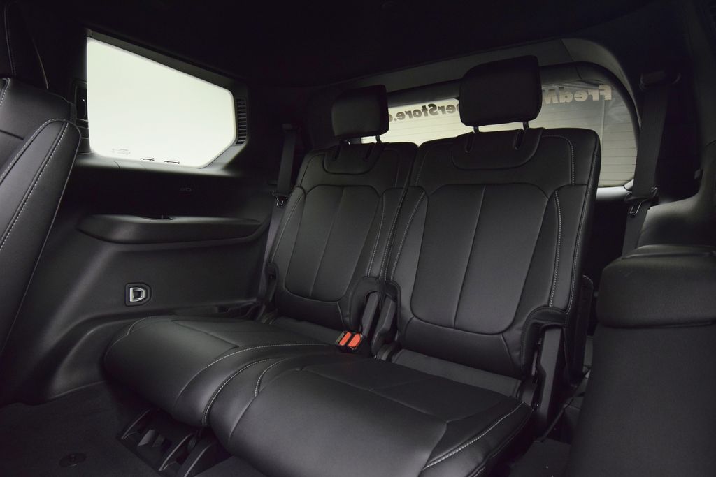 new 2025 Jeep Grand Cherokee L car, priced at $44,995