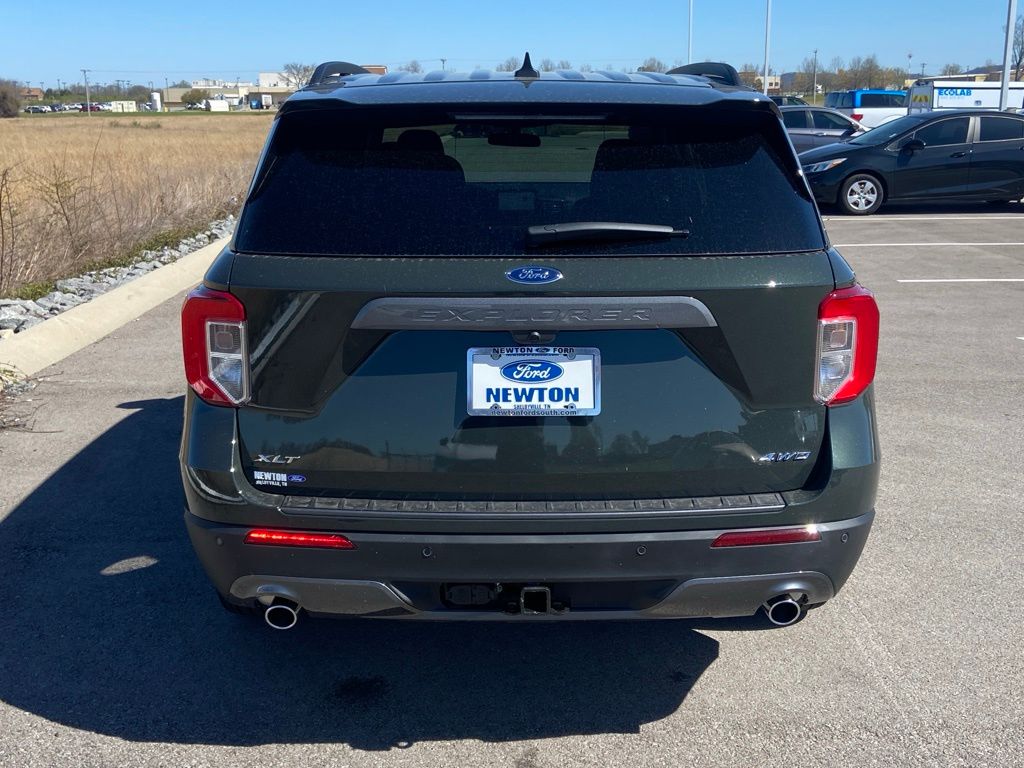 new 2024 Ford Explorer car, priced at $43,948